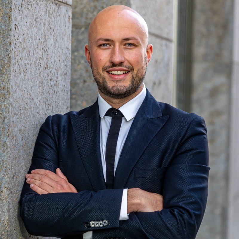 1698325857928 1698325857928